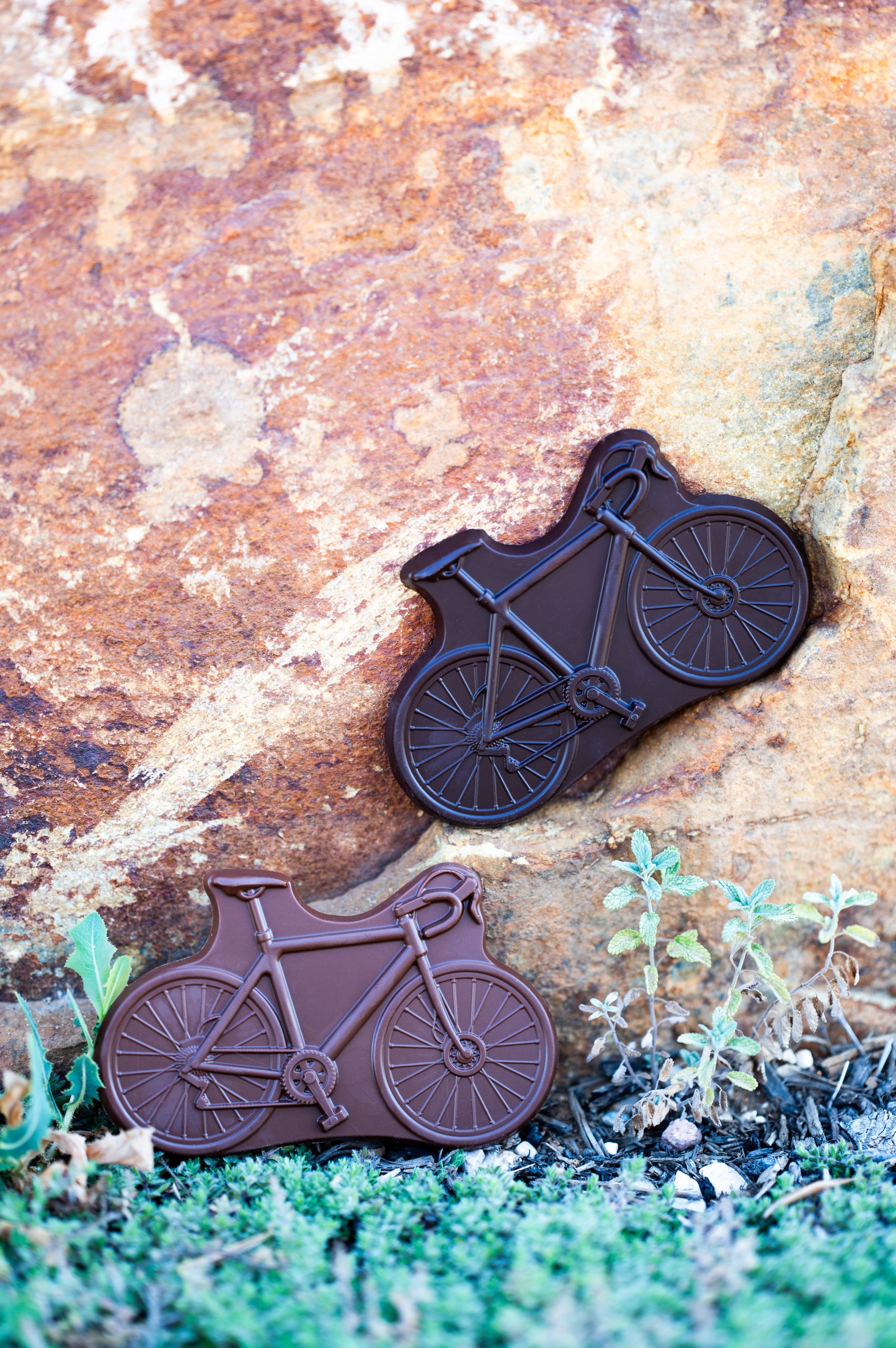 Tablette vélo au chocolat noir ou lait 60g – Image 2